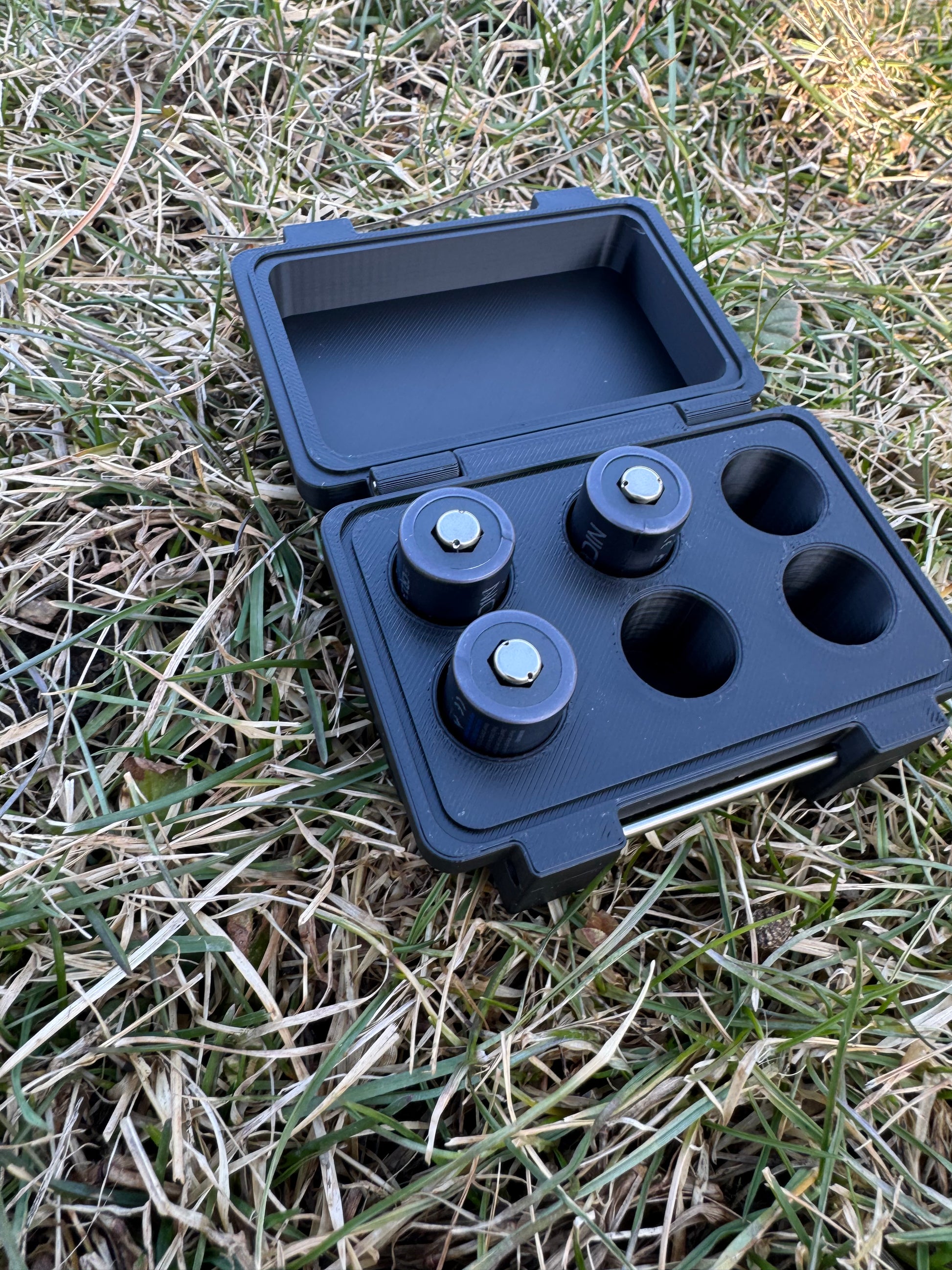 CR123 A Battery Case – Rugged Protective Battery Holder